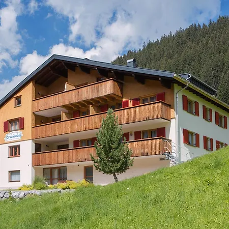 Aparthotel Brunnenhof 3*