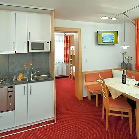 Brunnenhof 3*