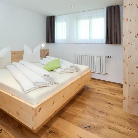 Brunnenhof Apartmanhotel 3*