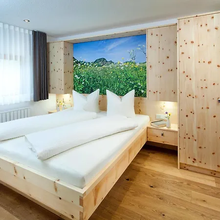Brunnenhof 3*